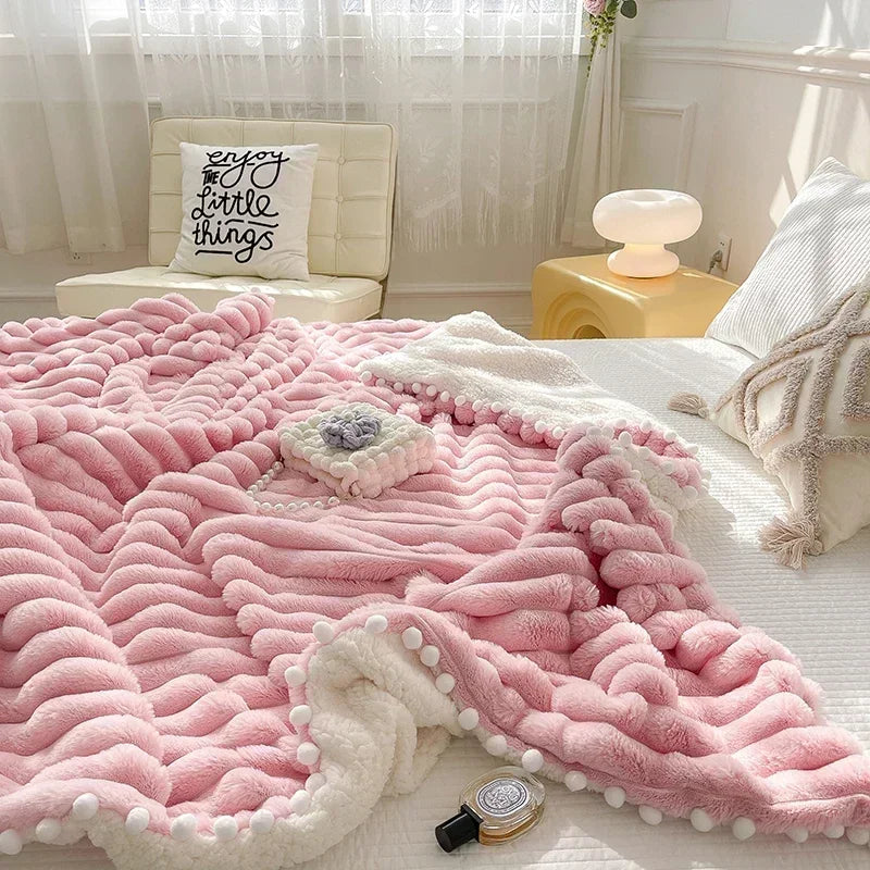 Obbty Tuscan Faux Rabbit Fur Warm Weighted Blankets for Bed Luxury Faux Lamb's Wool Double Blanket Soft Fluffy Warmth Double Blanket