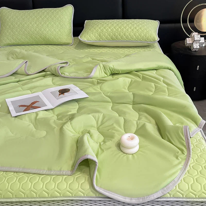 Obbty -  New Cool Feeling Summer Blanket Set with Latex Bed Mat Air Condition Comforter Bedding Sets Lightweight Breathable Cooling Quilt