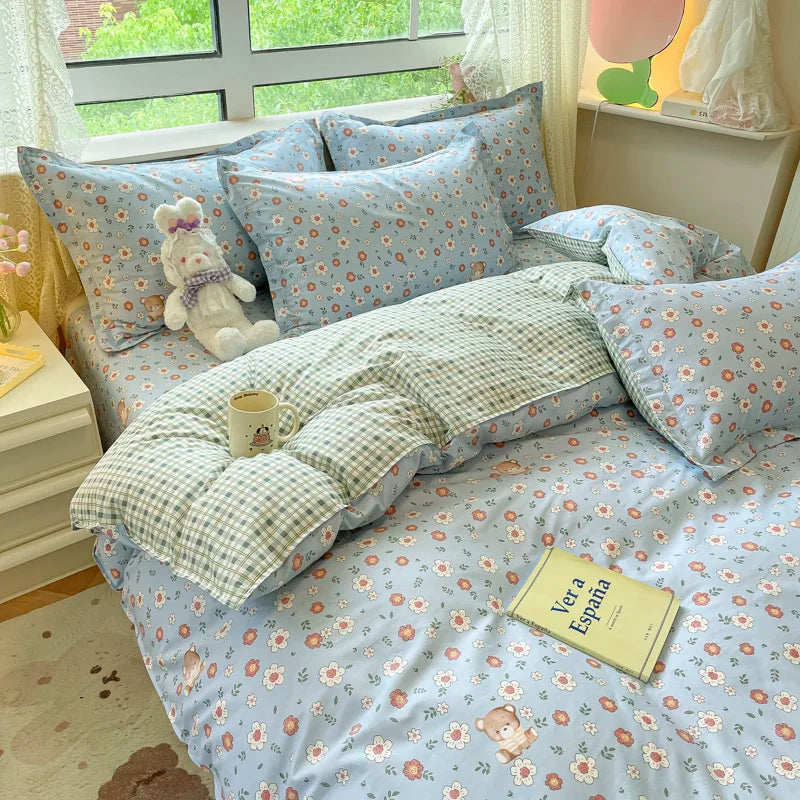 Obbty Garden Floral Cotton Comforter Covers Red White Floral Duvet Covers Set Botanical Cute Bear Print Bedding for Kids Teens Adults