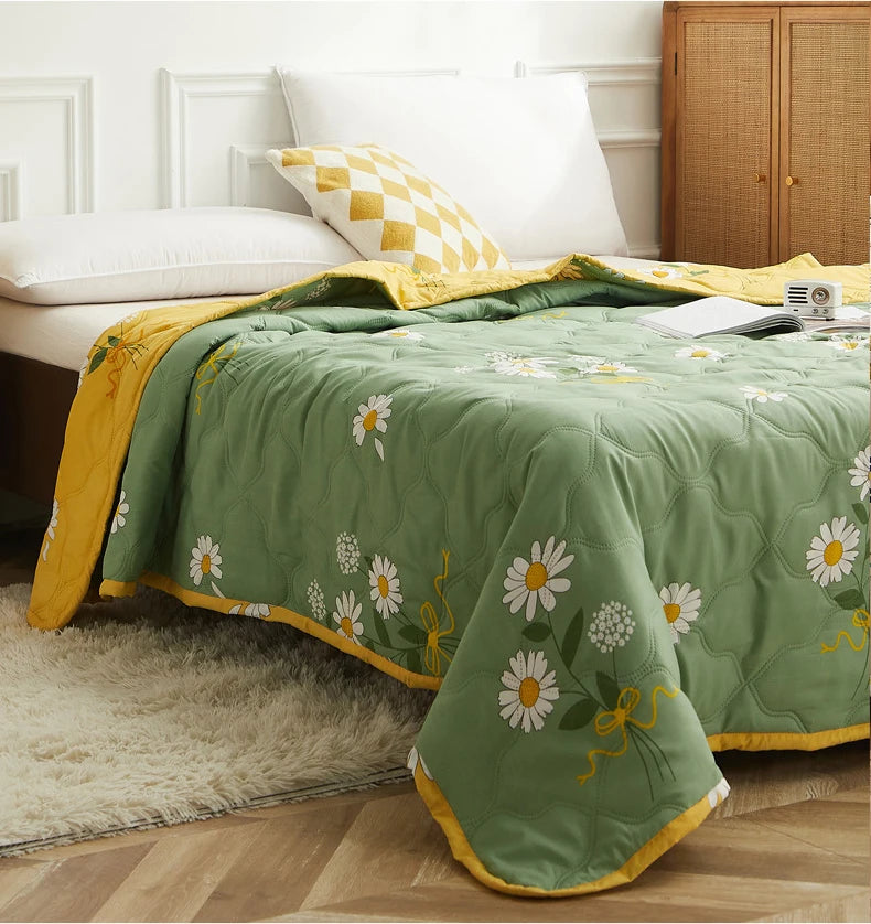 Obbty Water Washed Cotton Air Conditioner Duvet, Daisy Printed Soft Duvet, Mechanical Cleaning in Summer