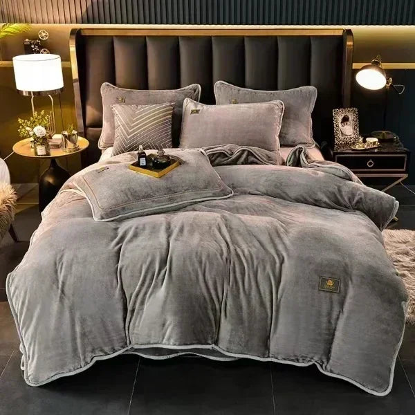 Obbty Luxury Milk Velvet Ultra-thick Warm Bedding Set for Winter Warmth Skin-friendly Duvet Cover Set King Antistatic Quilt Cover Sets