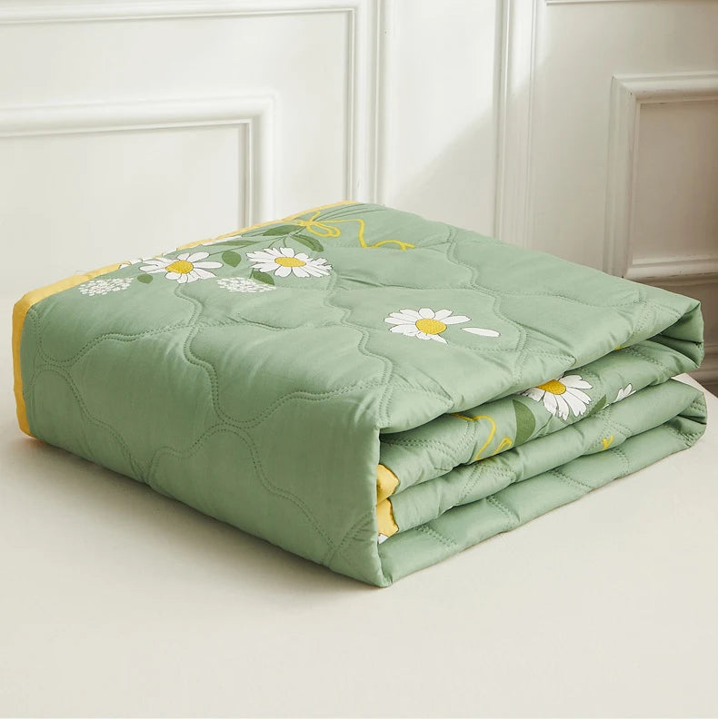 Obbty Water Washed Cotton Air Conditioner Duvet, Daisy Printed Soft Duvet, Mechanical Cleaning in Summer