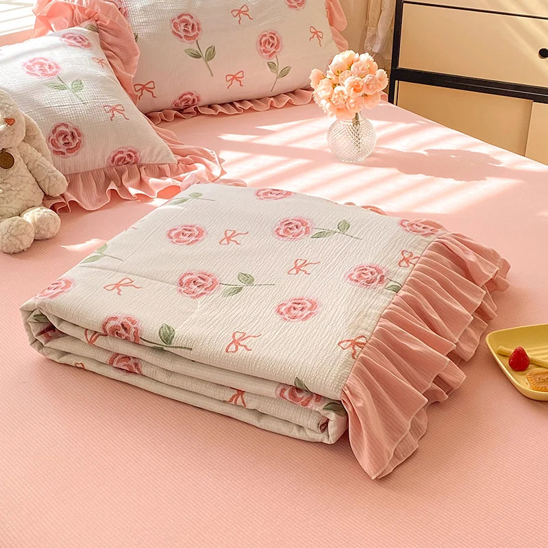 Obbty Rose Floral Seersucker Summer Quilt Flower Pattern Soft Skin-friendly Bedding Ruffle Thin Comforter Suitable for Bedroom Office