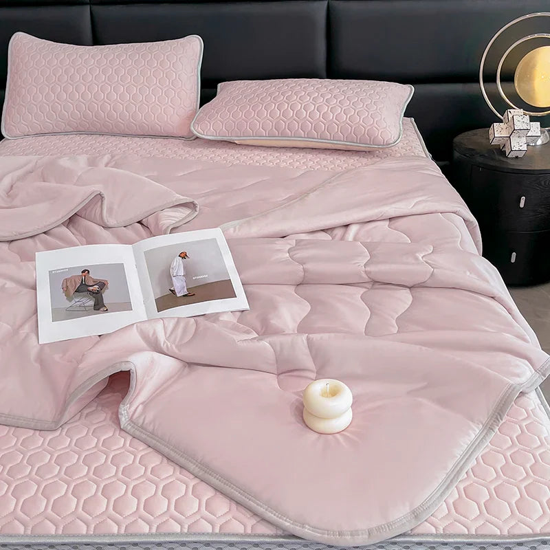 Obbty -  New Cool Feeling Summer Blanket Set with Latex Bed Mat Air Condition Comforter Bedding Sets Lightweight Breathable Cooling Quilt