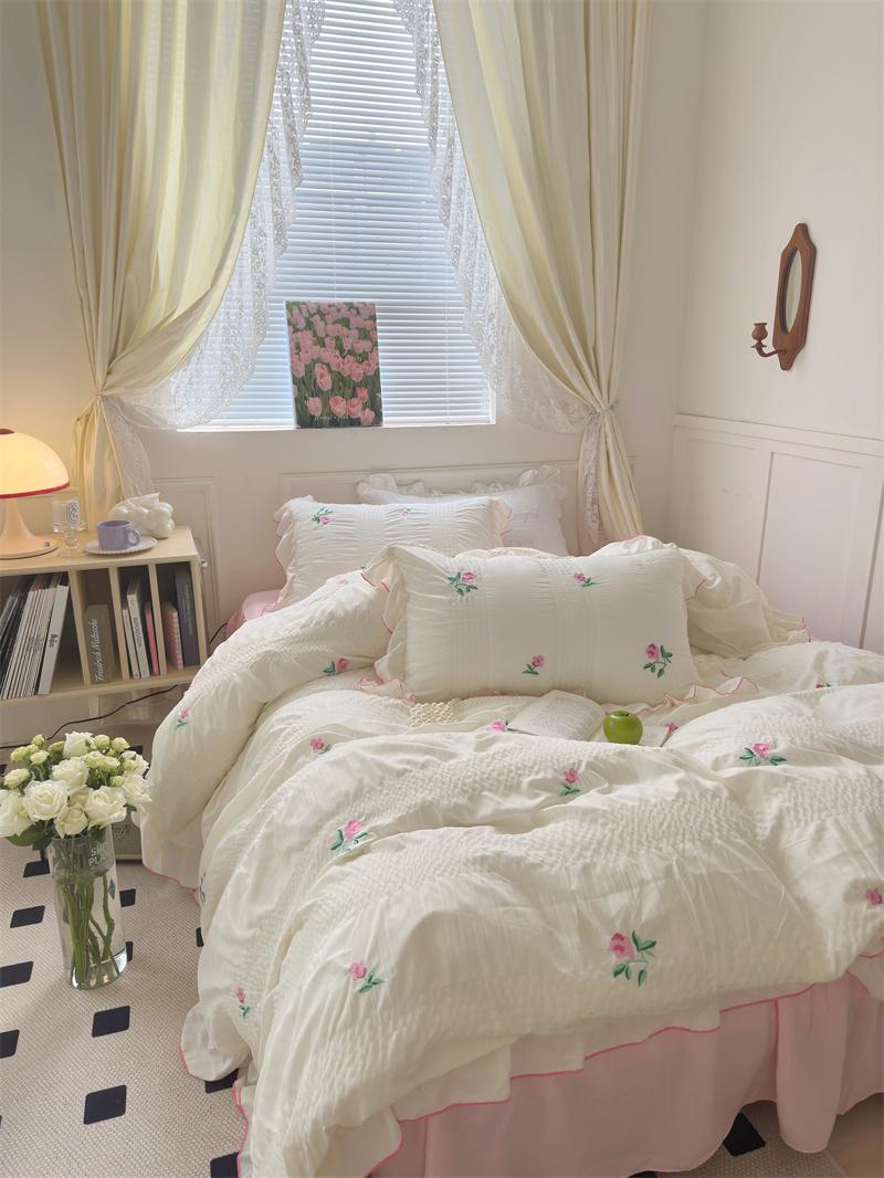 Obbty Coquette Aesthetic Ruffle Bedding Set