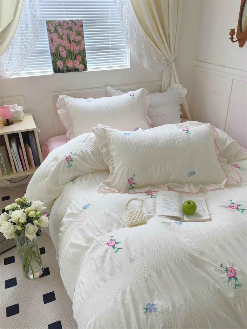 Obbty Coquette Aesthetic Ruffle Bedding Set